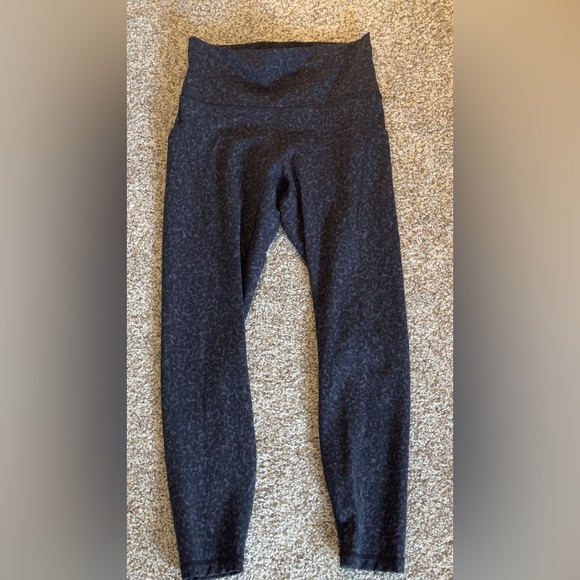 Lululemon Wunder Train High-Rise Tight with Pockets 25", size 8 - Picture 2 of 4